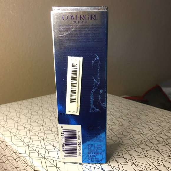 COVERGIRL Outlast All-Day Lip Color w/Moisturizing Topcoat  💋  RETIRED COLOR!! - Picture 5 of 10